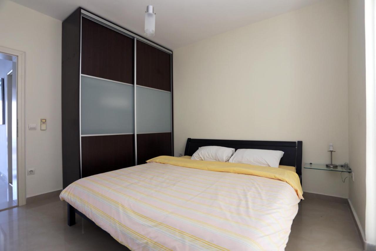Mountain Bay Views Apartments Njivice Exterior photo